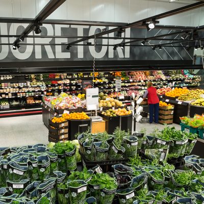 Citymarket – Tuotteet tulevat erinomaisesti esille led-spoteilla.