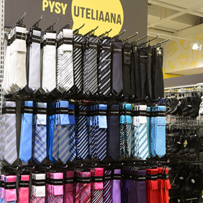 Halpa-Halli, Kokkola – Myymälän värintoisto parani erinomaiselle tasolle.
